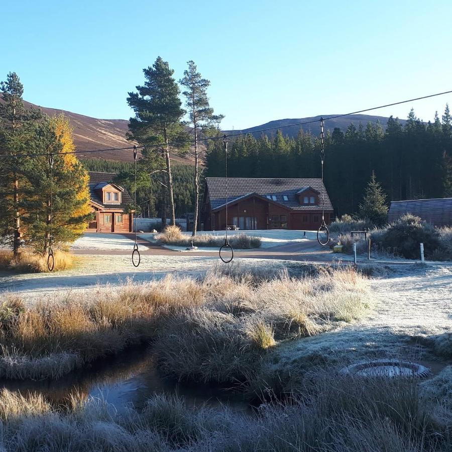 Badaguish Forest Lodges And Camping Pods Aviemore Exterior photo